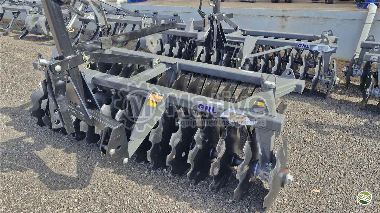 IMPLEMENTOS AGRICOLAS GRADE NIVELADORA NIVELADORA 28 DISCOS Mative Equipamentos Agrícolas  MARTINOPOLIS SÃO PAULO SP